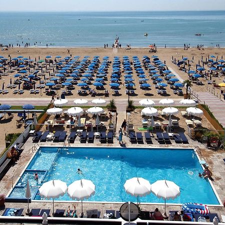 Hotel Beny Лидо-ди-Езоло Экстерьер фото