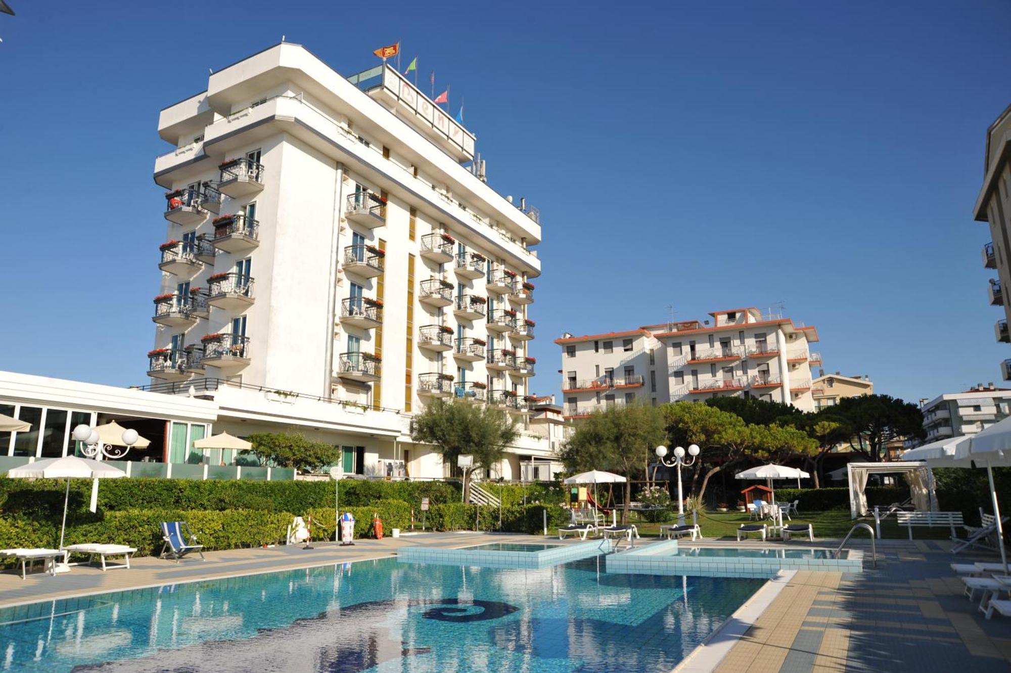 Hotel Beny Лидо-ди-Езоло Экстерьер фото